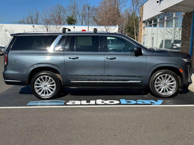used 2021 Cadillac Escalade ESV car, priced at $57,399