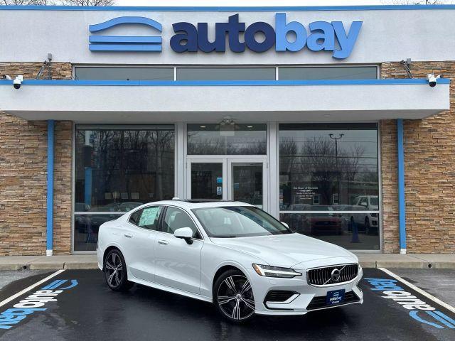 used 2022 Volvo S60 Recharge Plug-In Hybrid car, priced at $32,199