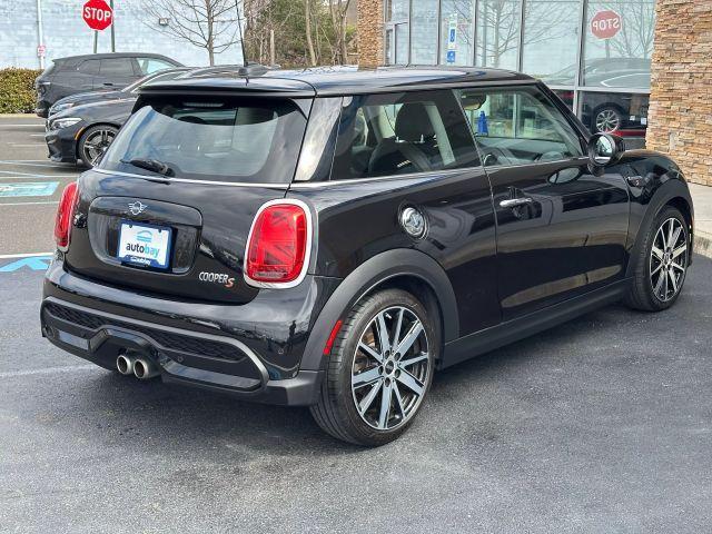 used 2022 MINI Hardtop car, priced at $23,999