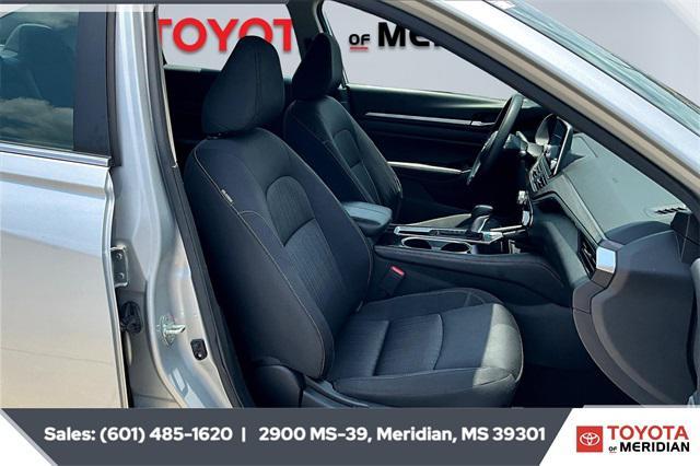 used 2023 Nissan Altima car, priced at $19,999