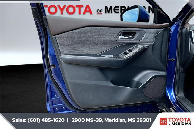 used 2023 Nissan Rogue car, priced at $21,293