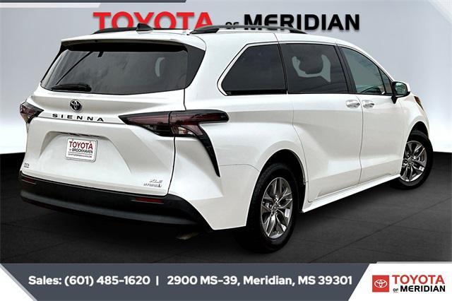 used 2023 Toyota Sienna car, priced at $39,878