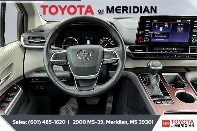 used 2023 Toyota Sienna car, priced at $39,878