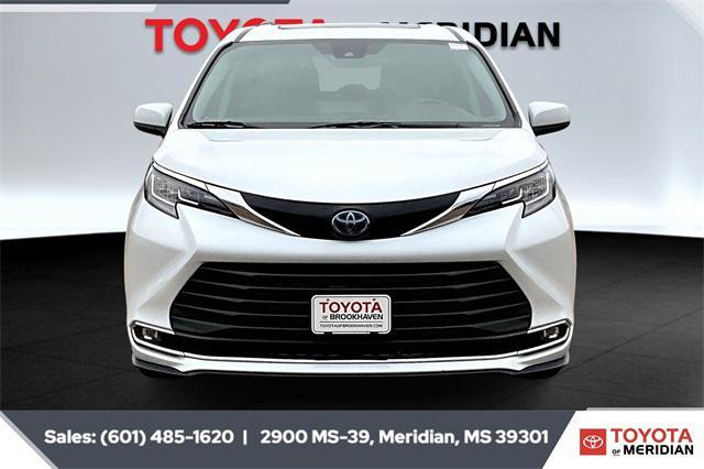 used 2023 Toyota Sienna car, priced at $39,878