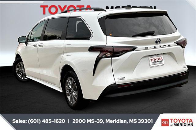 used 2023 Toyota Sienna car, priced at $39,878