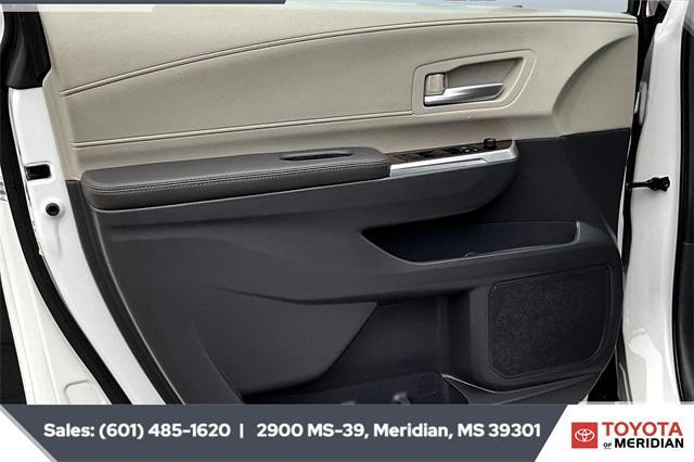 used 2023 Toyota Sienna car, priced at $39,878