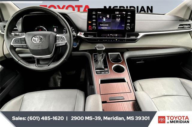 used 2023 Toyota Sienna car, priced at $39,878