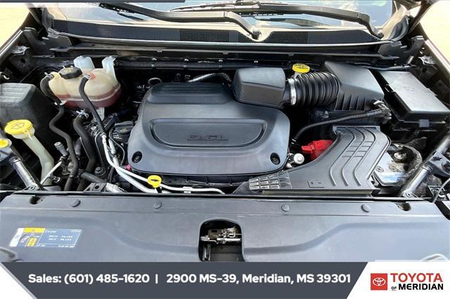 used 2020 Chrysler Pacifica car, priced at $16,465