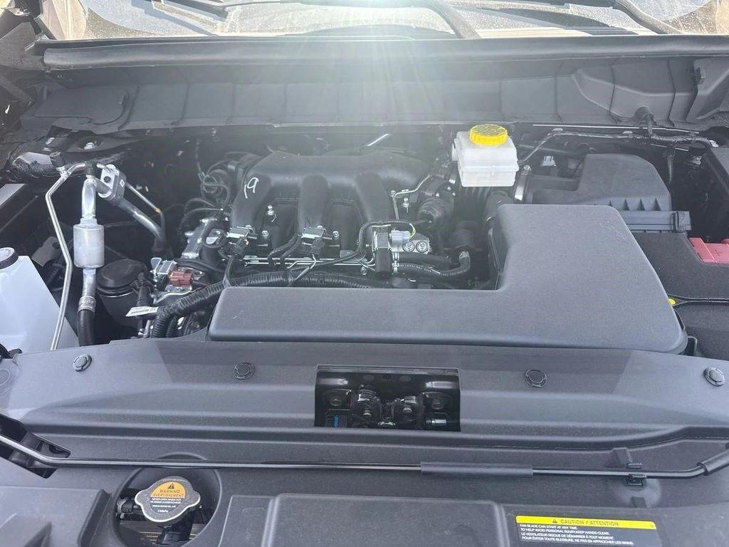 new 2025 Nissan Pathfinder car, priced at $31,923
