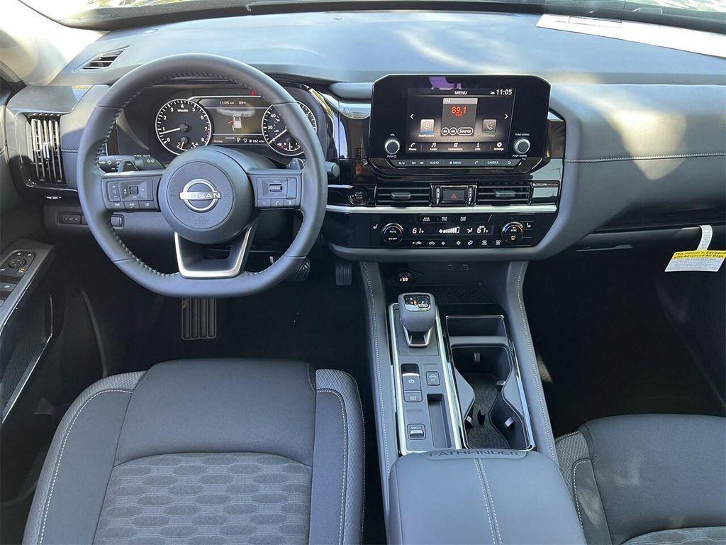 new 2025 Nissan Pathfinder car, priced at $31,876