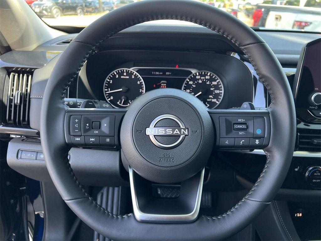 new 2025 Nissan Pathfinder car, priced at $31,876