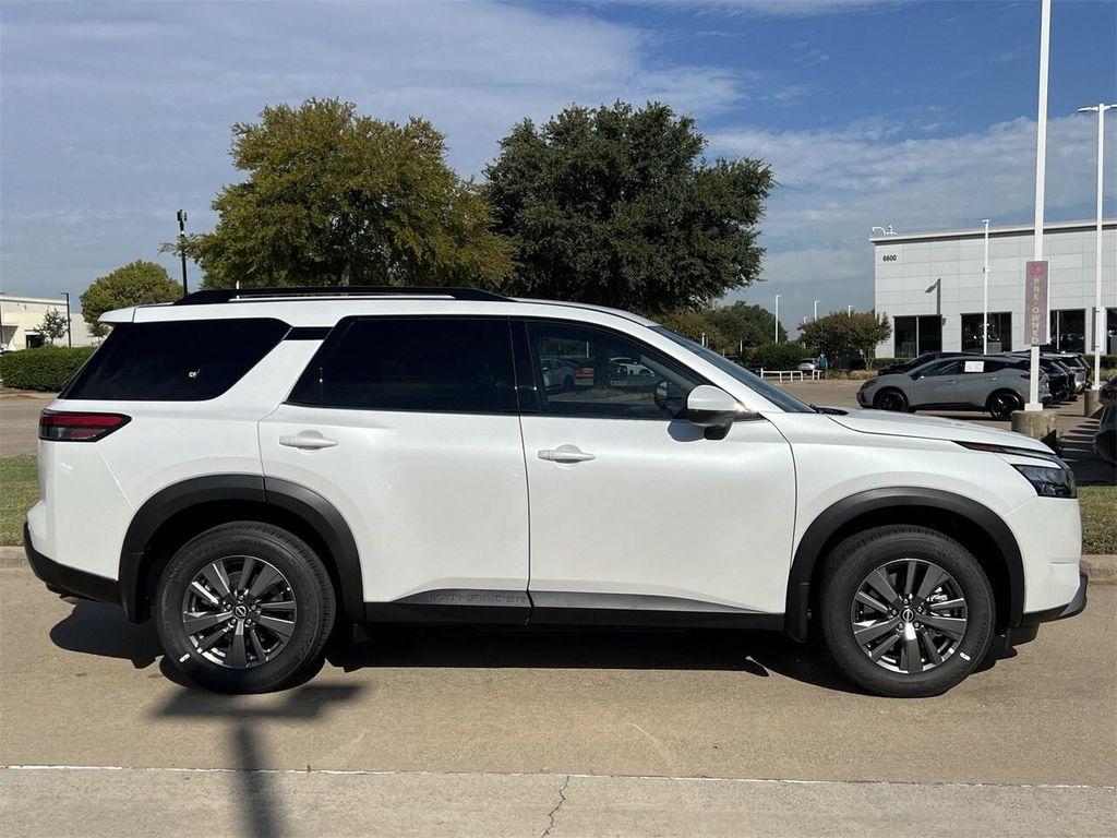 new 2025 Nissan Pathfinder car, priced at $32,297