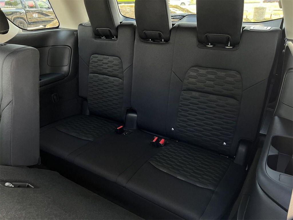 new 2025 Nissan Pathfinder car, priced at $32,297
