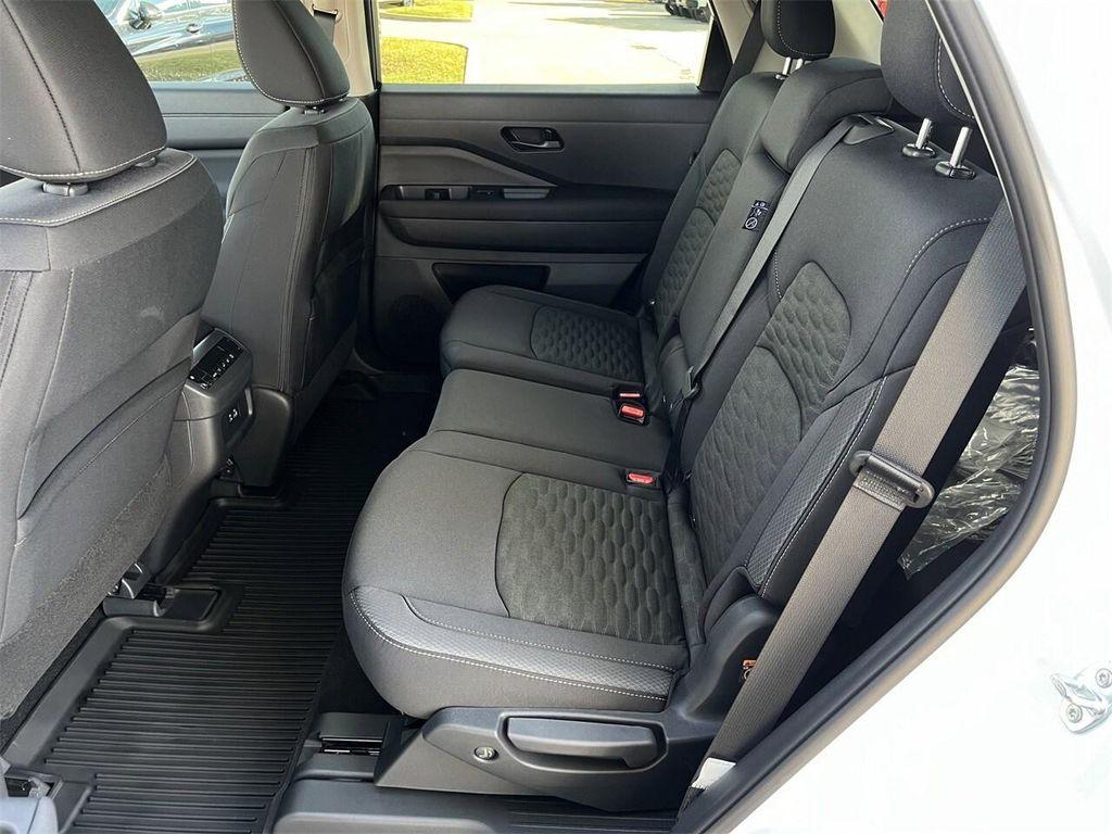new 2025 Nissan Pathfinder car, priced at $32,297