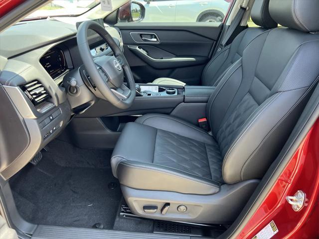 new 2025 Nissan Rogue car, priced at $39,628