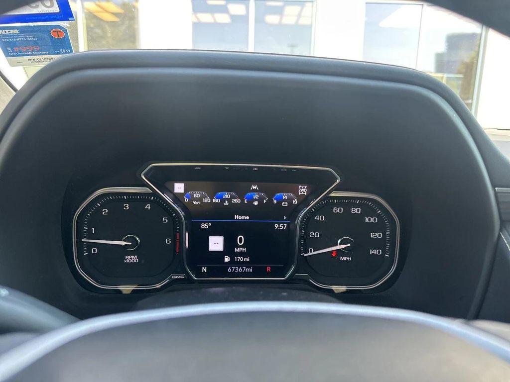 used 2021 GMC Yukon car, priced at $45,874