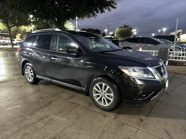 used 2016 Nissan Pathfinder car, priced at $13,874