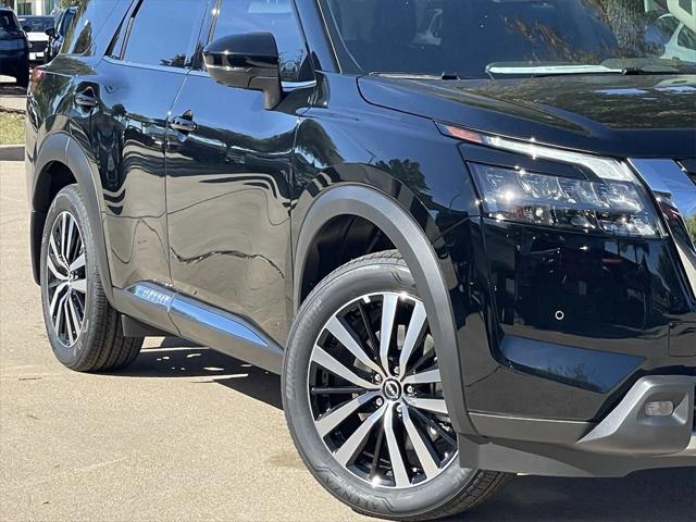 new 2025 Nissan Pathfinder car, priced at $46,661