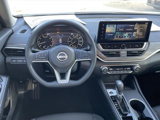 new 2025 Nissan Altima car, priced at $27,731