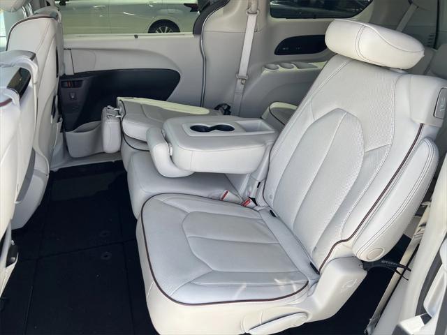 used 2020 Chrysler Pacifica car, priced at $24,487
