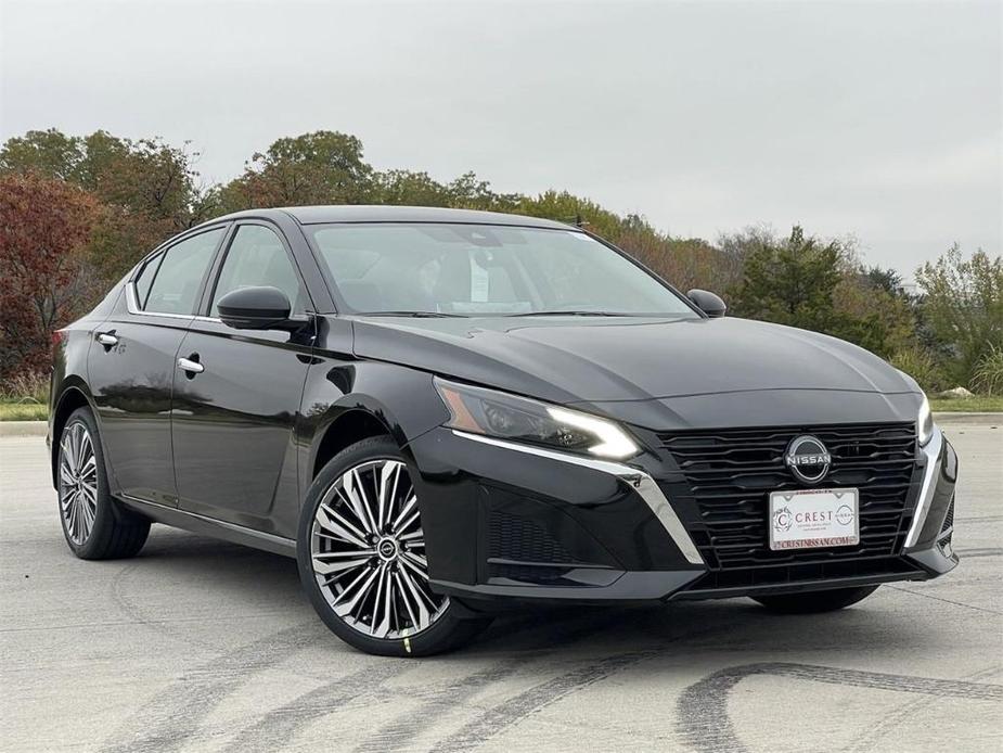 new 2024 Nissan Altima car, priced at $30,423