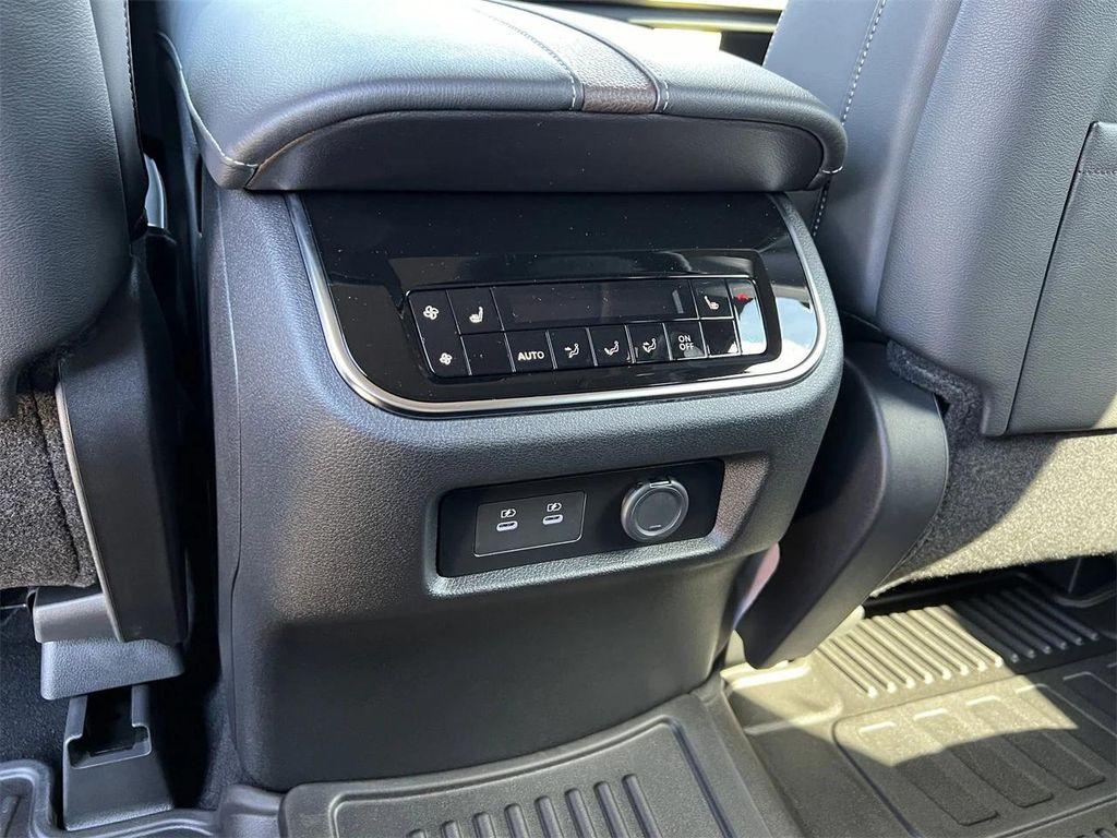 new 2026 Nissan Armada car, priced at $82,182