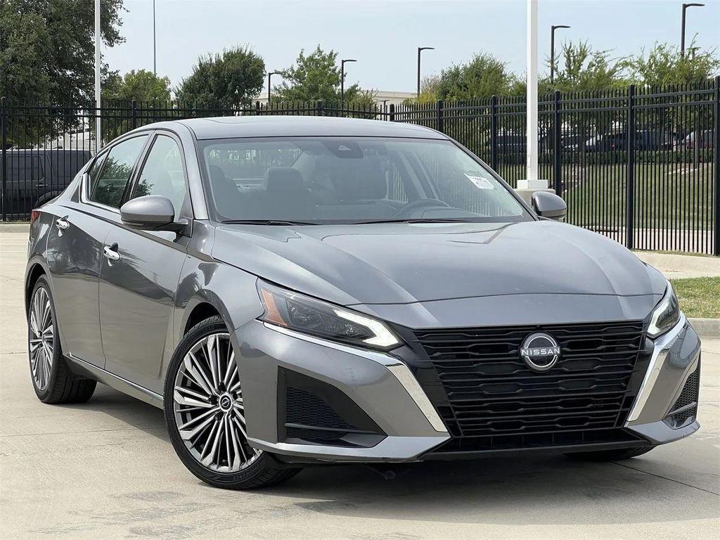 used 2023 Nissan Altima car, priced at $21,220