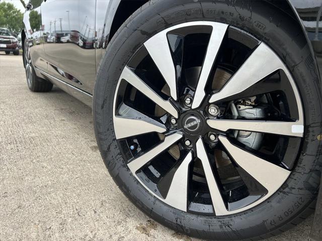 new 2025 Nissan Sentra car, priced at $25,184