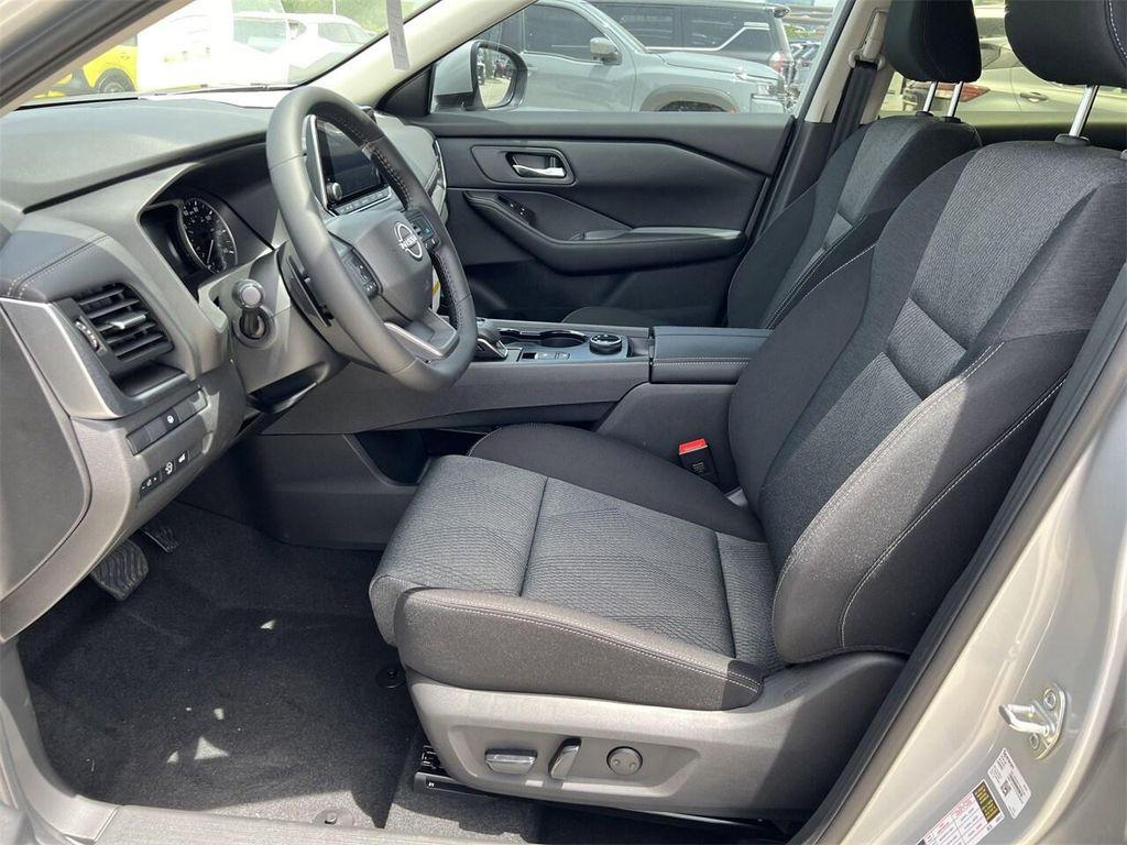 new 2025 Nissan Rogue car, priced at $31,221