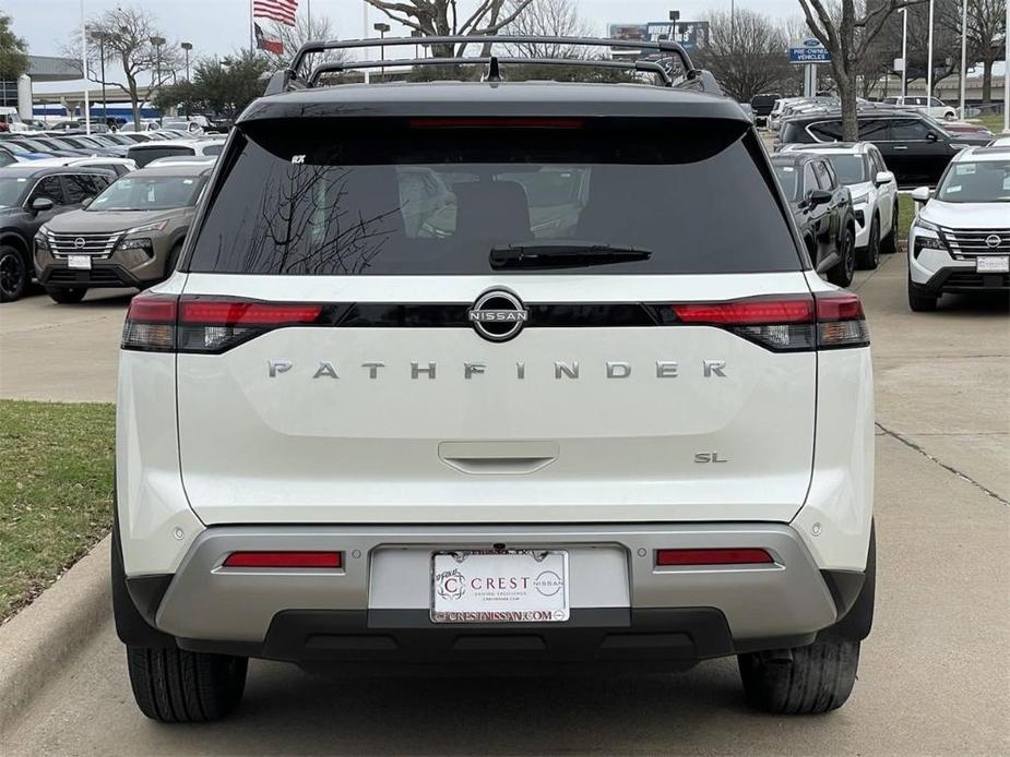 new 2024 Nissan Pathfinder car, priced at $41,926