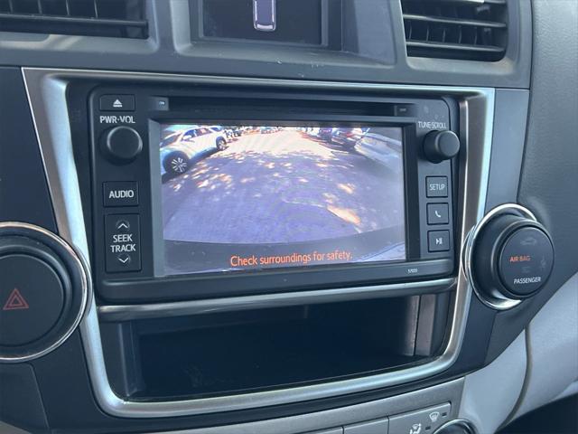 used 2013 Toyota Highlander car, priced at $12,757