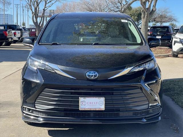 used 2023 Toyota Sienna car, priced at $32,787