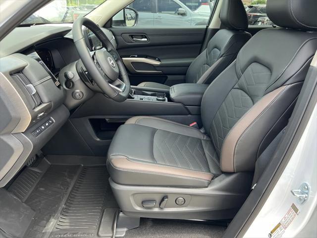 new 2025 Nissan Pathfinder car, priced at $49,365