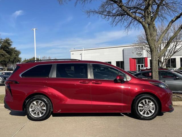 used 2022 Toyota Sienna car, priced at $35,374