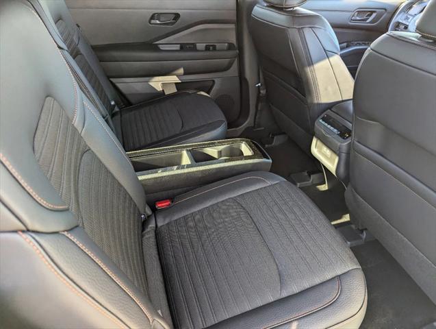 new 2025 Nissan Pathfinder car, priced at $42,060