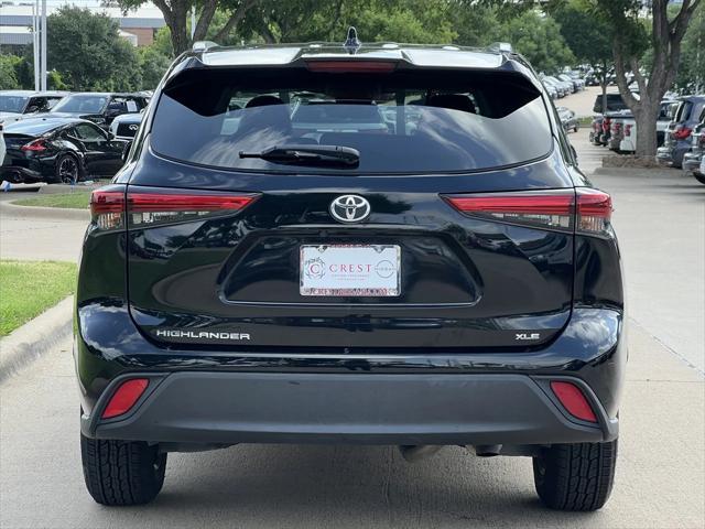 used 2023 Toyota Highlander car, priced at $36,874