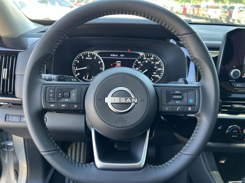 new 2025 Nissan Pathfinder car, priced at $31,952