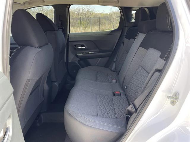 new 2025 Nissan Kicks car, priced at $27,297