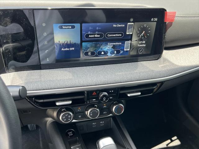 new 2025 Nissan Kicks car, priced at $23,409