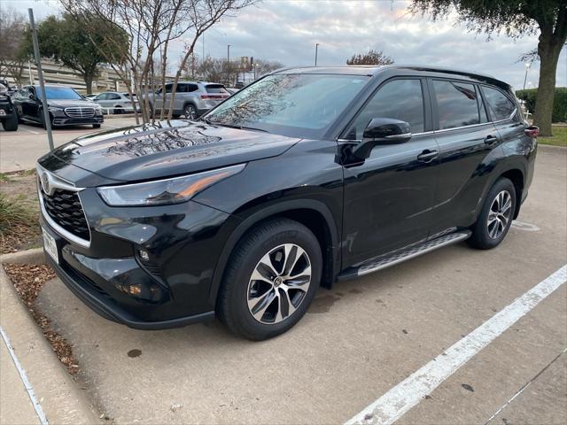 used 2024 Toyota Highlander car, priced at $42,787