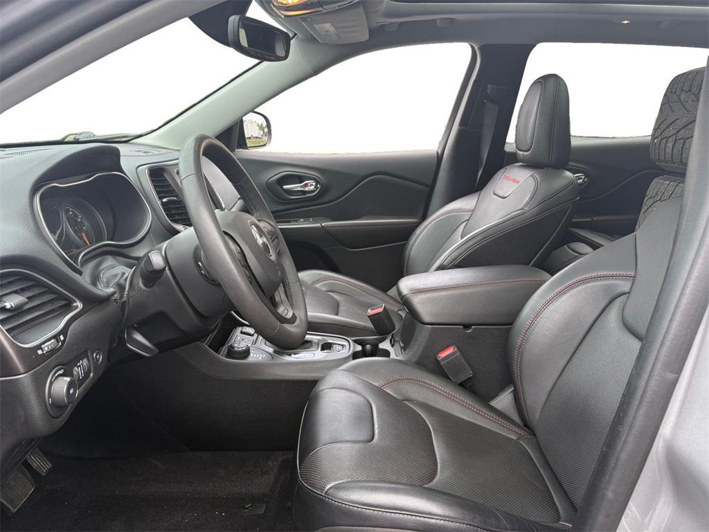used 2022 Jeep Cherokee car, priced at $28,999
