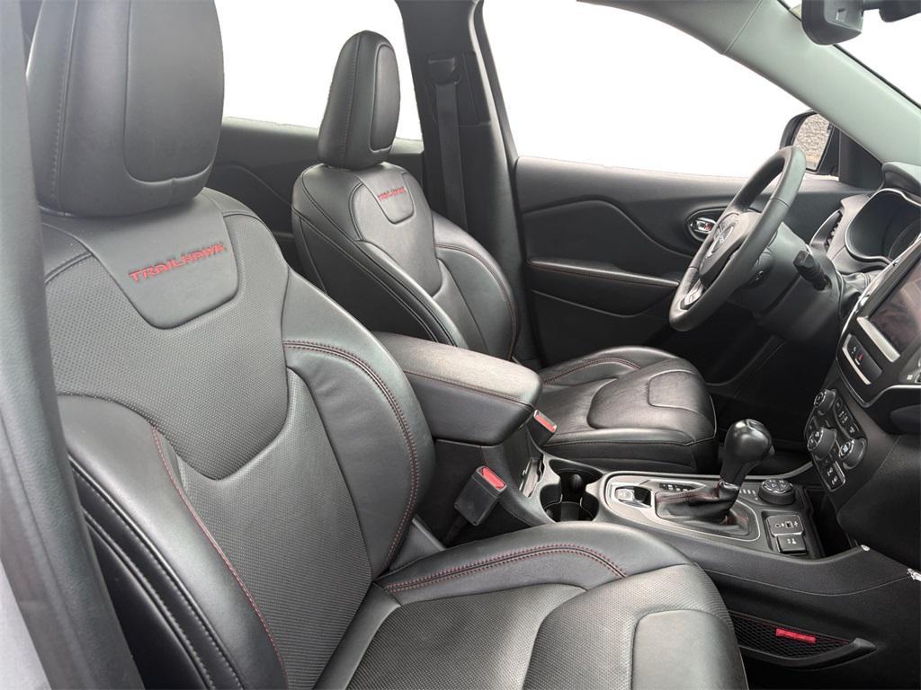 used 2022 Jeep Cherokee car, priced at $28,999