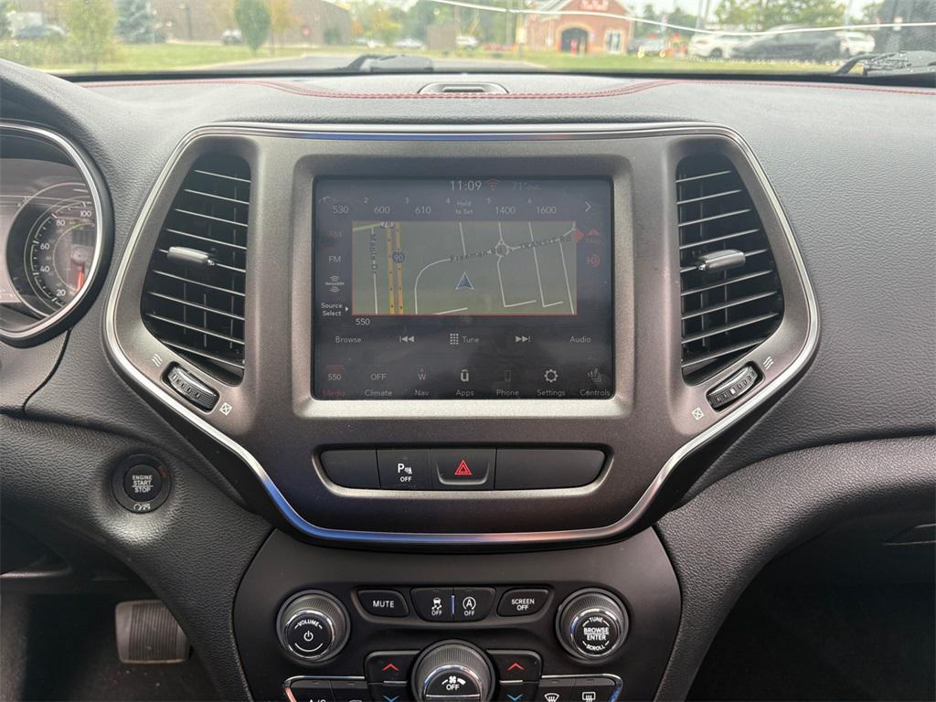 used 2022 Jeep Cherokee car, priced at $28,999