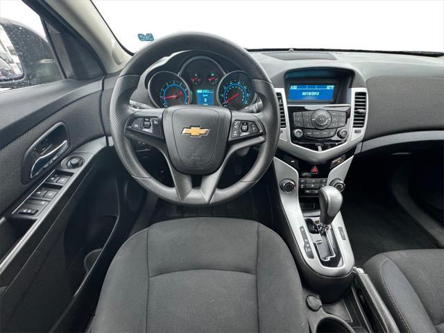 used 2015 Chevrolet Cruze car, priced at $12,999