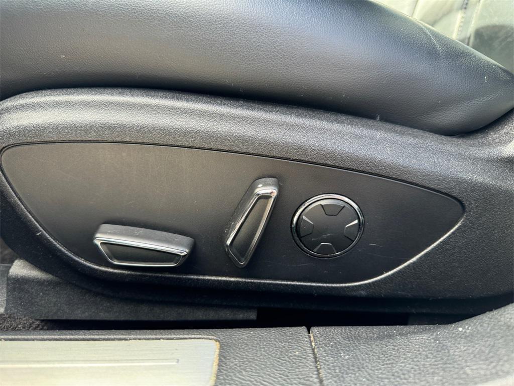 used 2019 Lincoln MKZ car, priced at $15,999