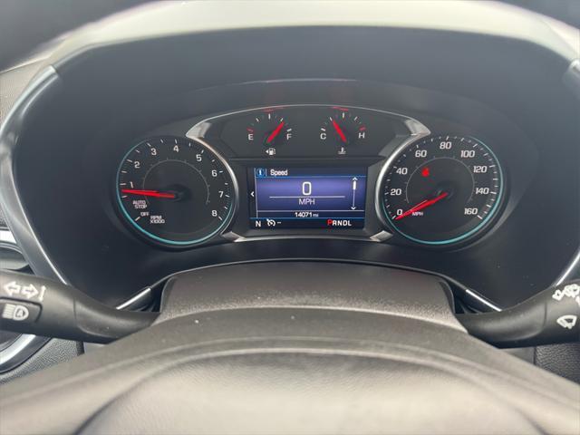 used 2022 Chevrolet Equinox car, priced at $24,900