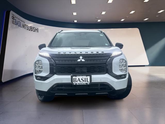 new 2024 Mitsubishi Outlander car, priced at $39,115