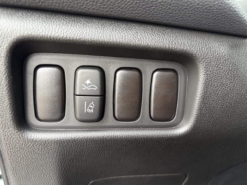 new 2025 Mitsubishi Outlander Sport car, priced at $32,060