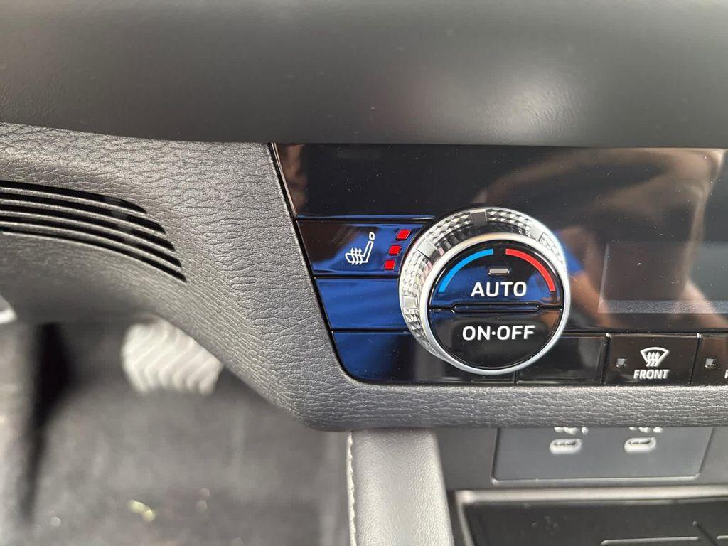 new 2025 Mitsubishi Outlander car, priced at $34,840