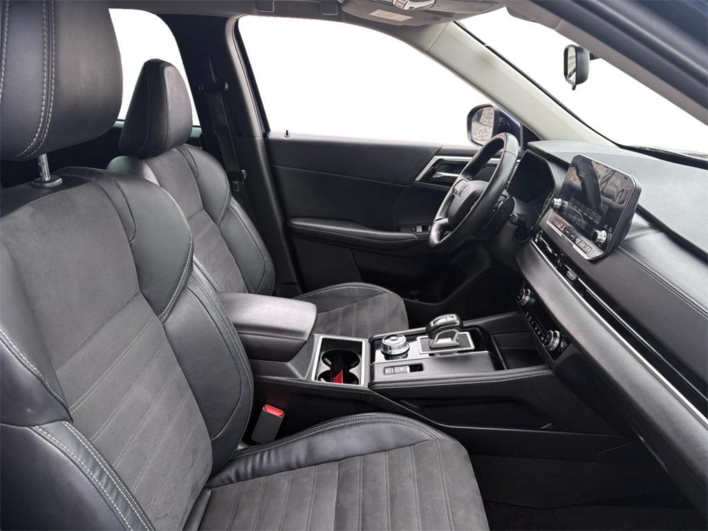 used 2023 Mitsubishi Outlander car, priced at $25,736